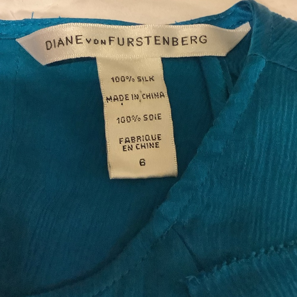 Diane Von Furstenberg Silk Blouse - Picture 2 of 6
